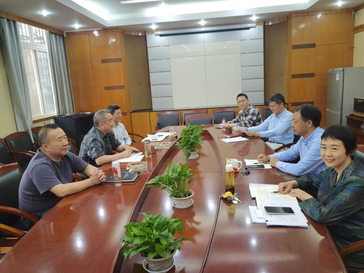 第一版主
党委理论学习中心组开展第四次党史集体学习